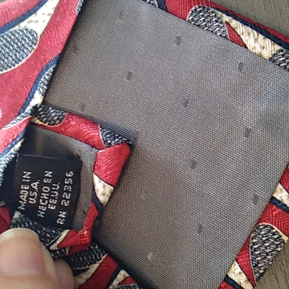 Albert Nipon Vintage Red Silk Necktie - image 3